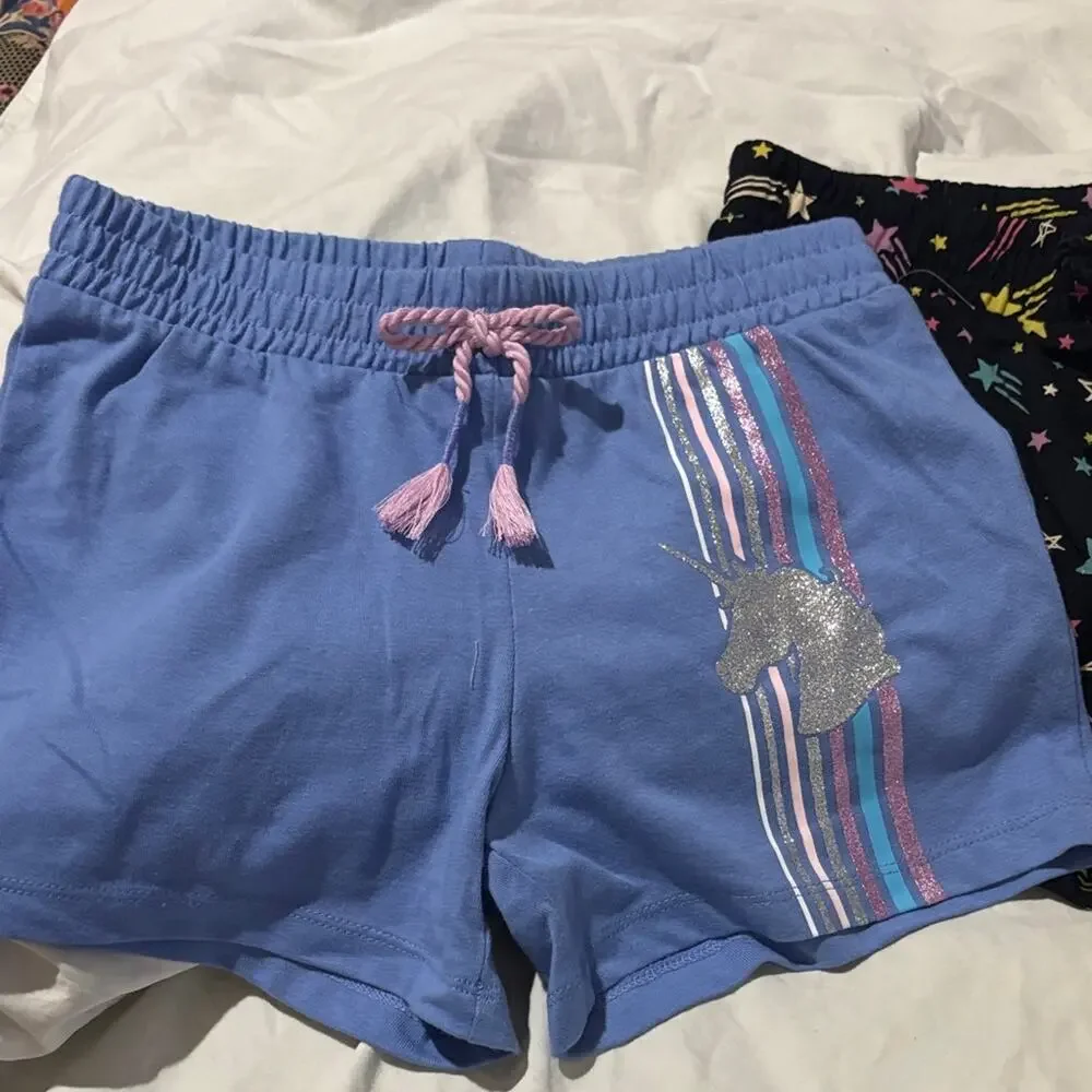 Wonder kids 7/8 Unicorn periwinkle blue and Star Print Shorts blk NWT and nwot